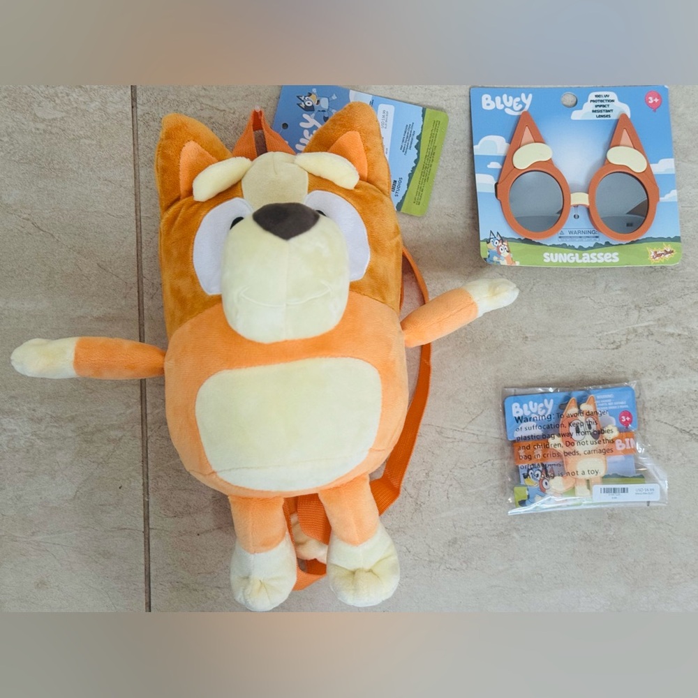 Bluey Bingo Plush Backpack, Bingo Light-Up Bracelet and Bingo Sunglasses - Picture 3 of 12
